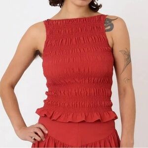 Peachy Den Sleeveless Smocked Deba Tank Top in Red Tomato size Medium